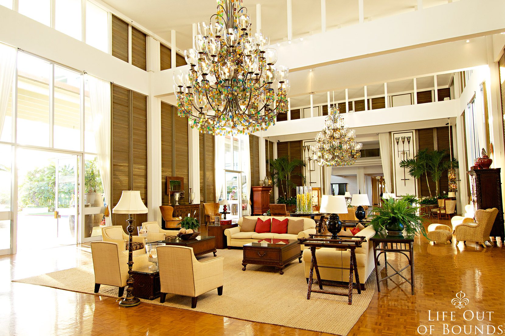 Lobby-at-The-Kahala-Hotel-and-Resort-Honolulu-Hawaii
