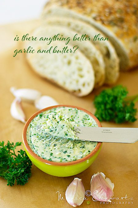 Butter-with-garlic-and-parsley
