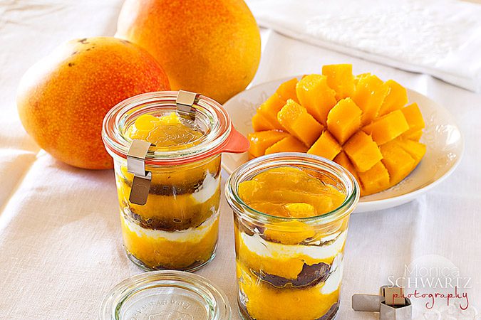 Recipe-for-chocolate-and-mango-parfaits-desserts