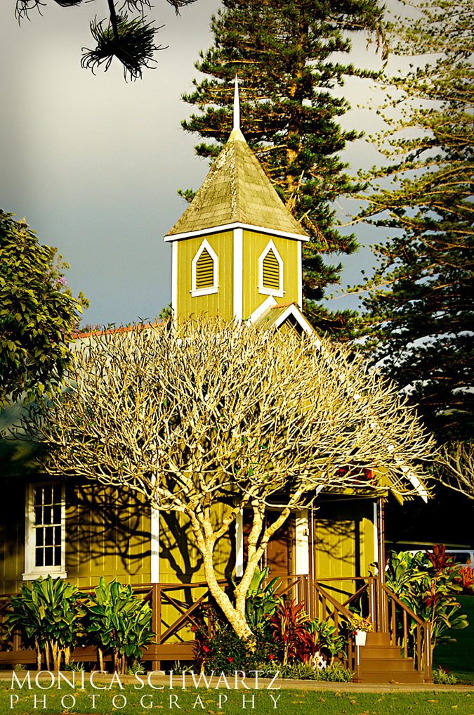 Little-church-by-the-Lodge-at-Koele-resort-Lanai-Hawaii