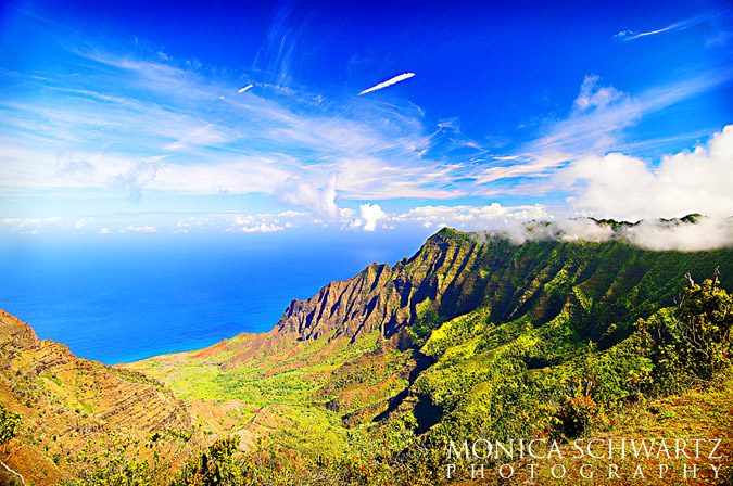 Kalalau-Valley-from-the-Lookout-Kauai-Hawaii