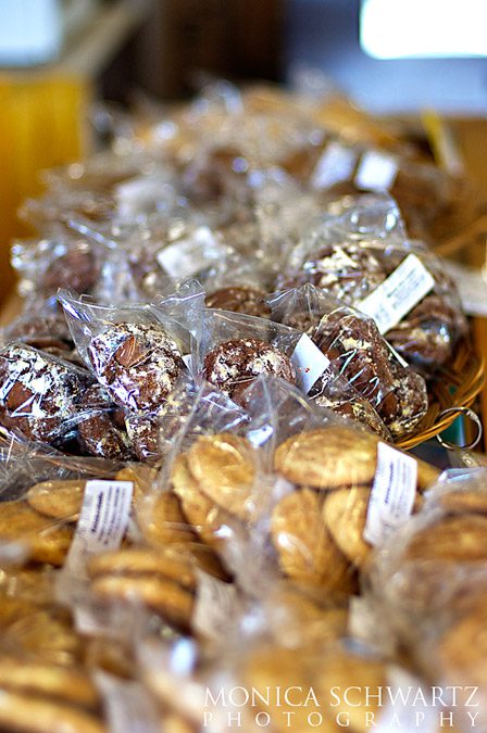 Cookies-at-Mr-Eds-Bakery-Honomu-Hawaii