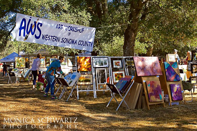 Art-corner-at-the-Gravenstein-Apple-Fair-in-Sebastopol-California