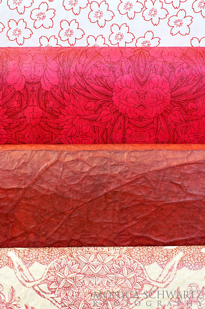 Wrapping-papers-in-shades-of-red
