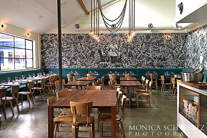Main-Dining-room-at-Farmshop-Restaurant-Larkspur-California