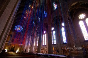 Art-installation-Graced-by-the-Light-at-Grace-Cathedral-San-Francisco-California