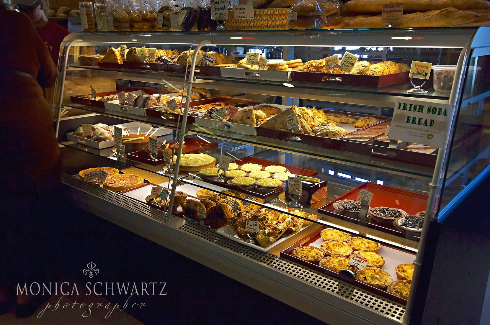 Pastries-And-Desserts-at-Andraes-Bakery-in-Amador-City-California