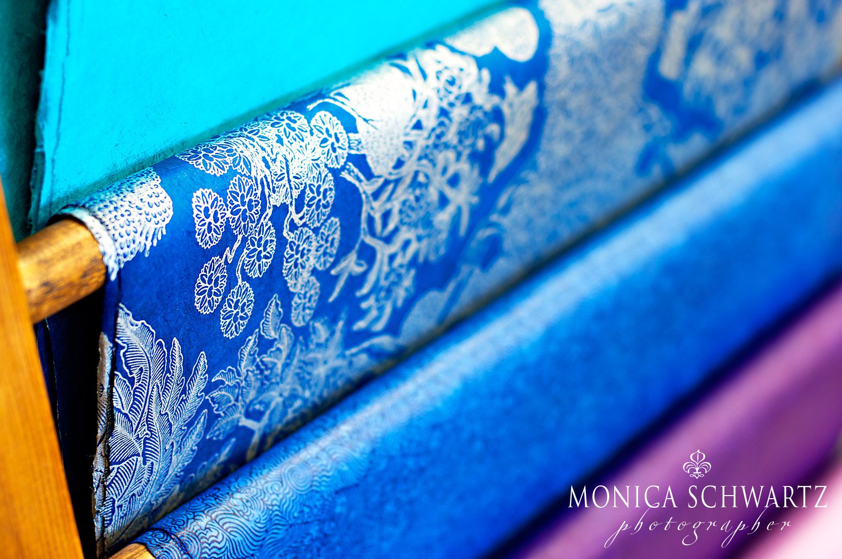 Beautiful-blue-gift-wrapping-and-crafts-paper