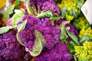 Purple-cauliflower-at-the-farmers-market