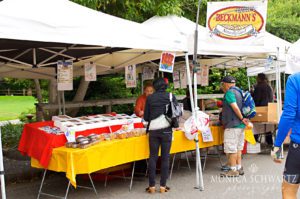 Beckmanns-Bakery-at-the-farmers-market-in-Carmel-by-the-Sea-California