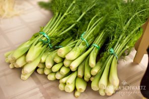 Organic-baby-fennels-at-the-Faurot-Ranch-stand-at-the-farmers-market-in-Carmel-by-the-Sea-California
