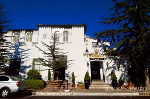 Cypress-Inn-in-Carmel-by-the-Sea-California