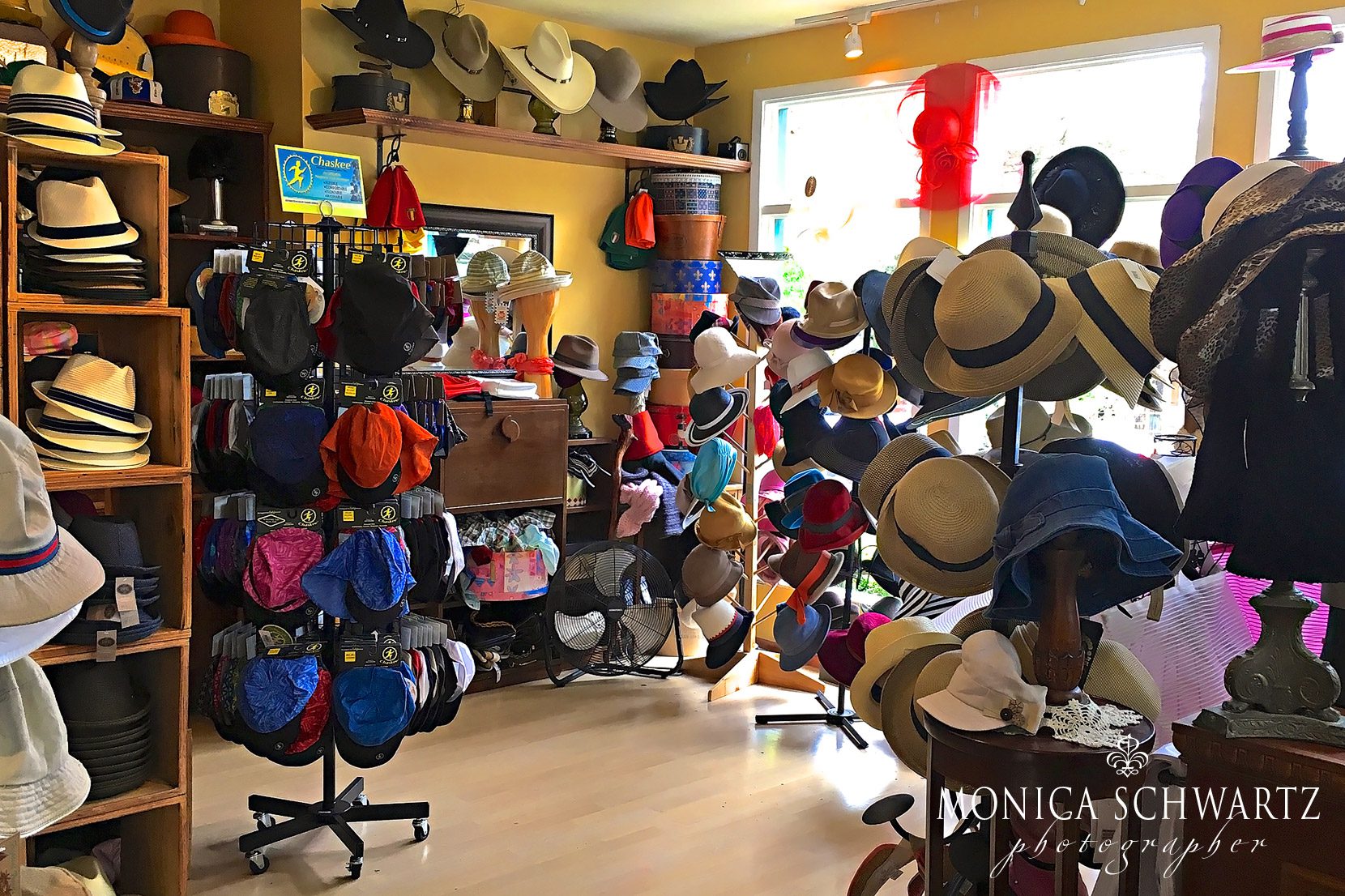 The-Hat-Shop-in-Carmel-by-the-Sea-California