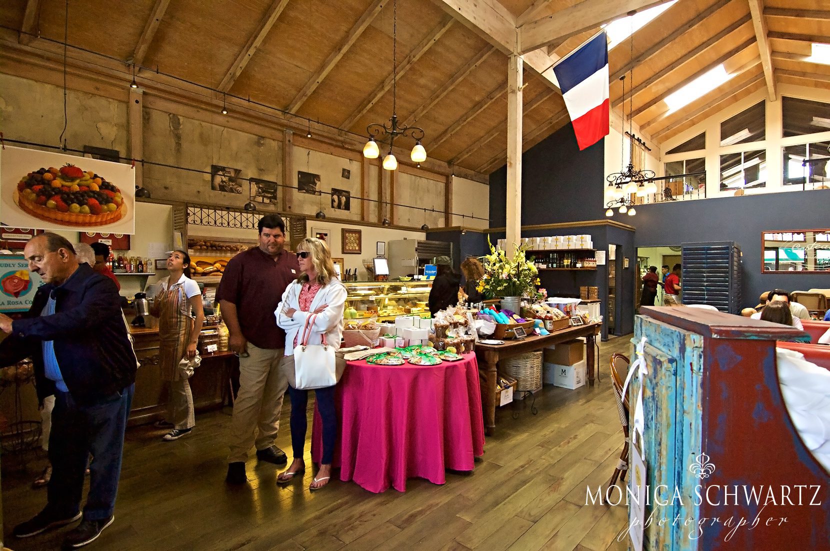 Costeaux-French-Bakery-in-Healdsburg-California
