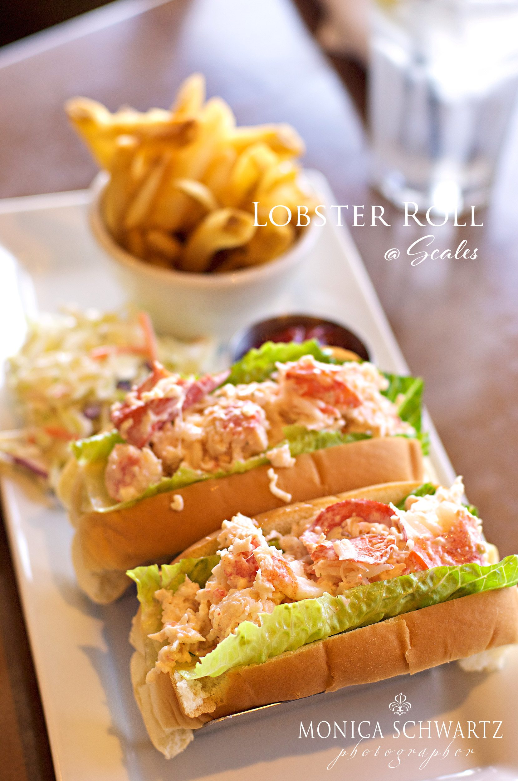 Lobster-Roll-at-Scales-Restaurant-at-Fishermans-Wharf-in-Monterey-California