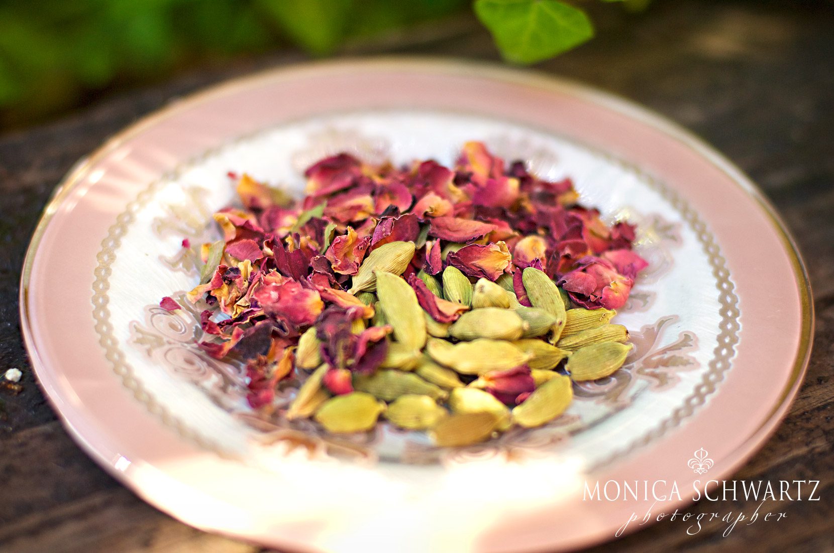 Recipe-for-Sweet-Lassi-with-Rosewater-and-Cardamom