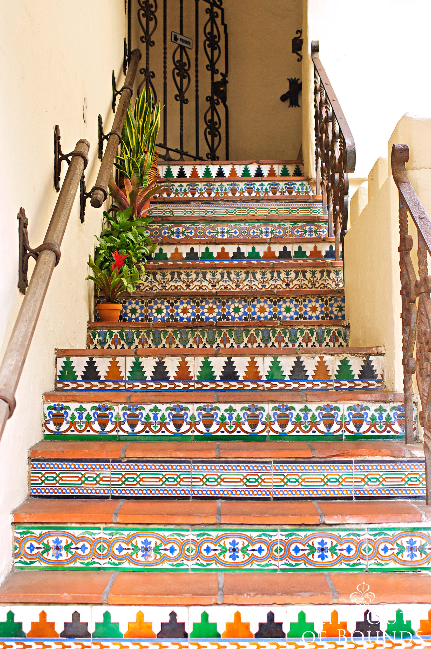 Mosaic-stairway-in-beautiful-Carmel-by-the-Sea-California