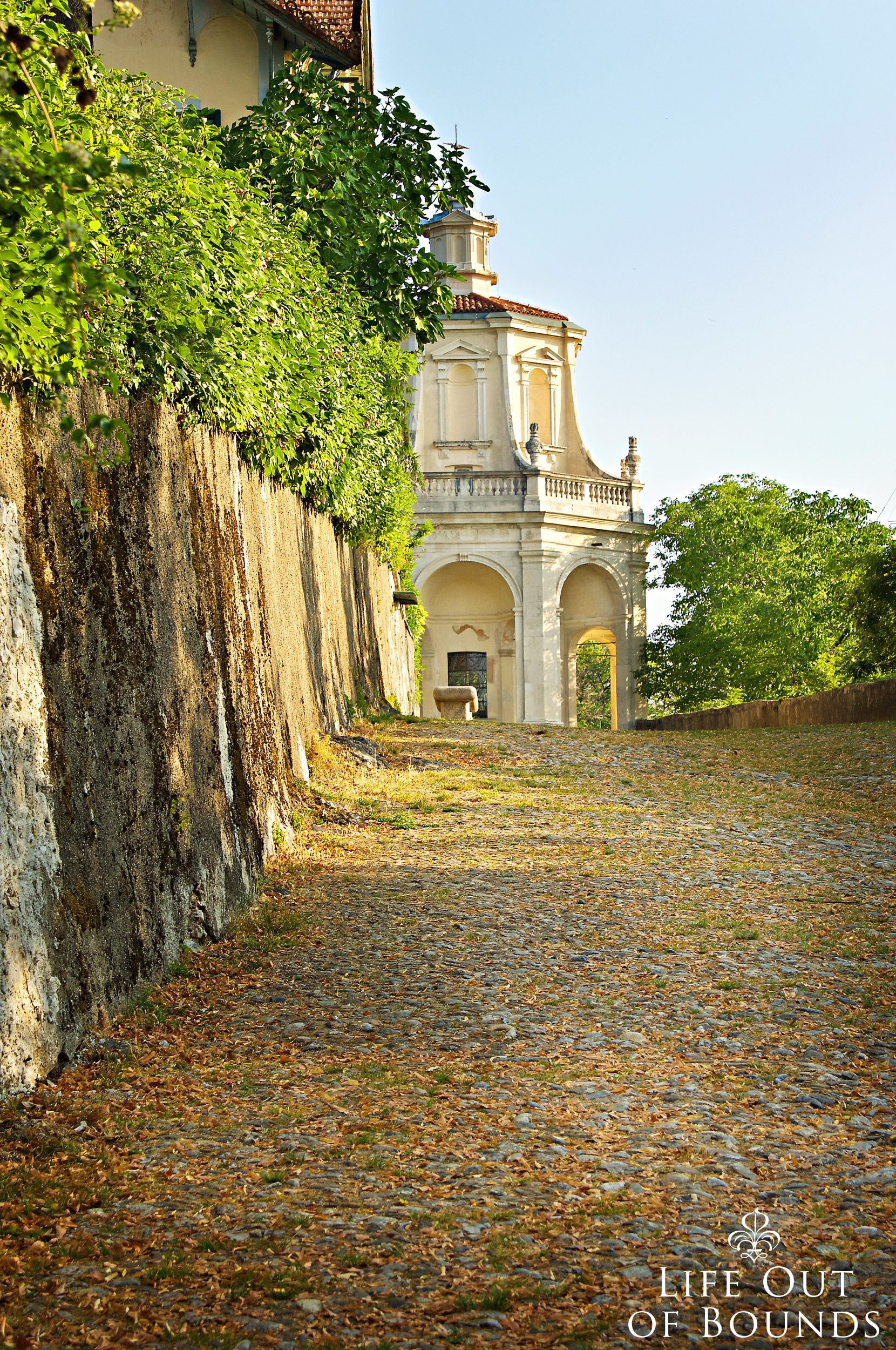 13th-chapel-along-the-path-to-Sacro-Monte-di-Varese-Italy