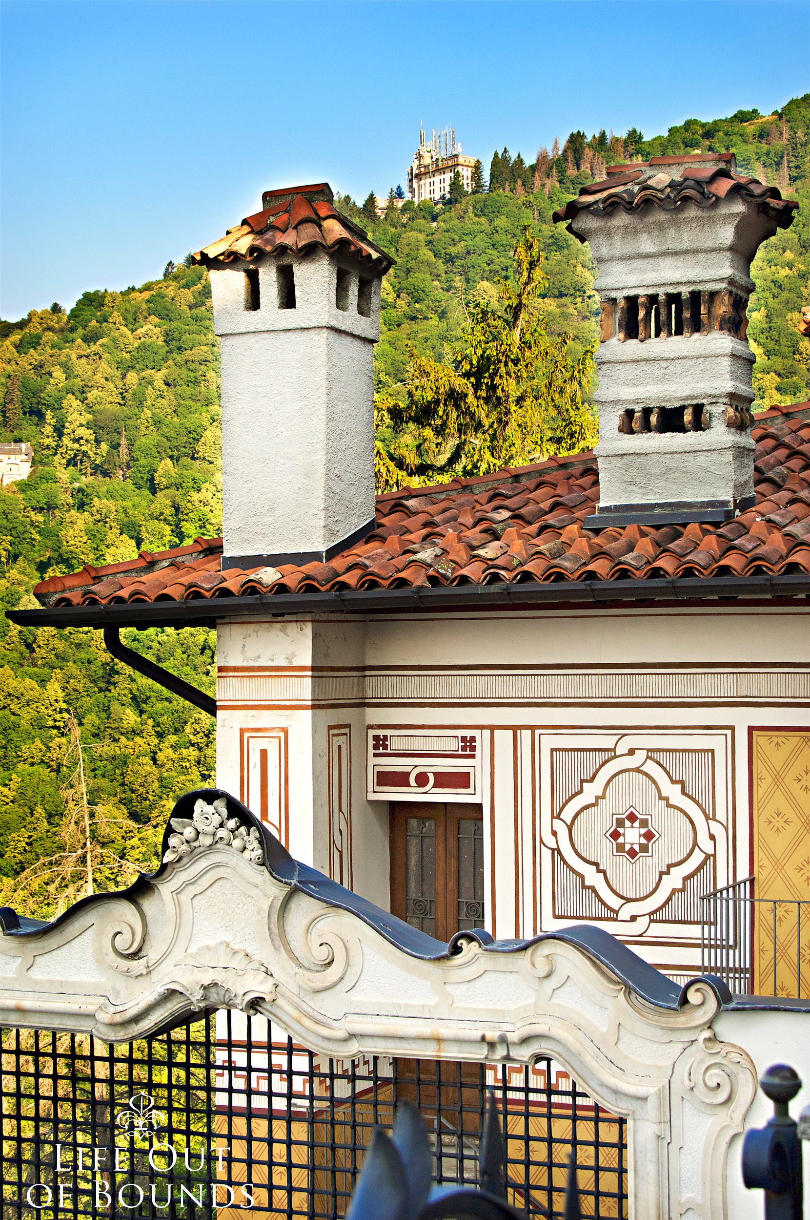 The-medieval-village-of-Santa-Maria-del-Monte-in-Varese-Italy