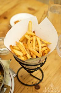 French-Fries-at-Casanova-restaurant-in-Carmel-by-the-Sea-California