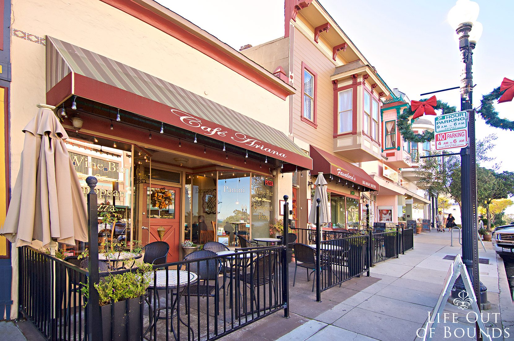 Cafe-Ariana-in-downtown-Pacific-Grove-California