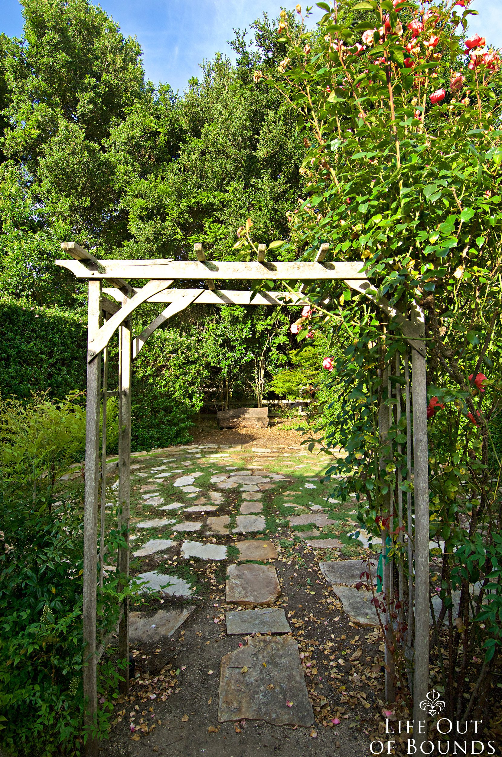 Labyrinth-in-the-garden-Napa-California