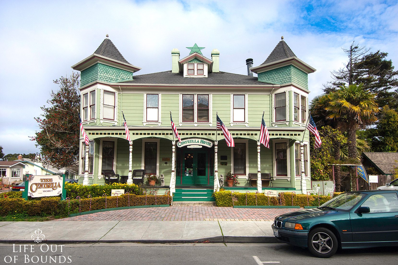 Centrella-Hotel-a-Victorian-style-BnB-in-Pacific-Grove-California