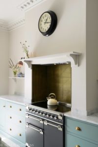 Shaker-style-English-custom-kitchen-by-deVOL-Hertfordshire-United-Kingdom