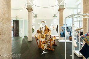 Adima-made-in-Presence-Showroom-in-Milano-Italy