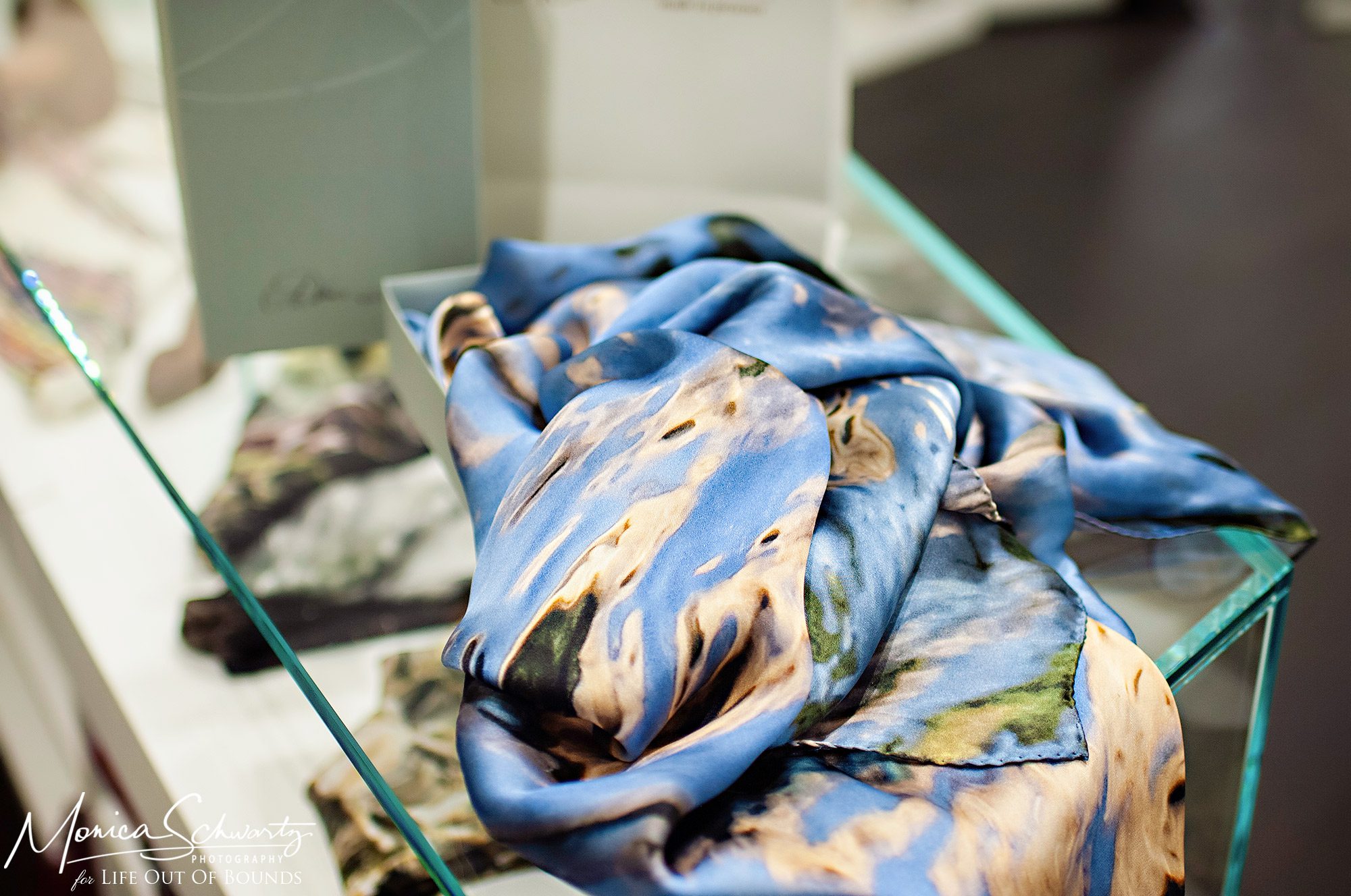 The-exquisite-silk-shawls-by-Adima-made-in-Presence-Milano-Italy