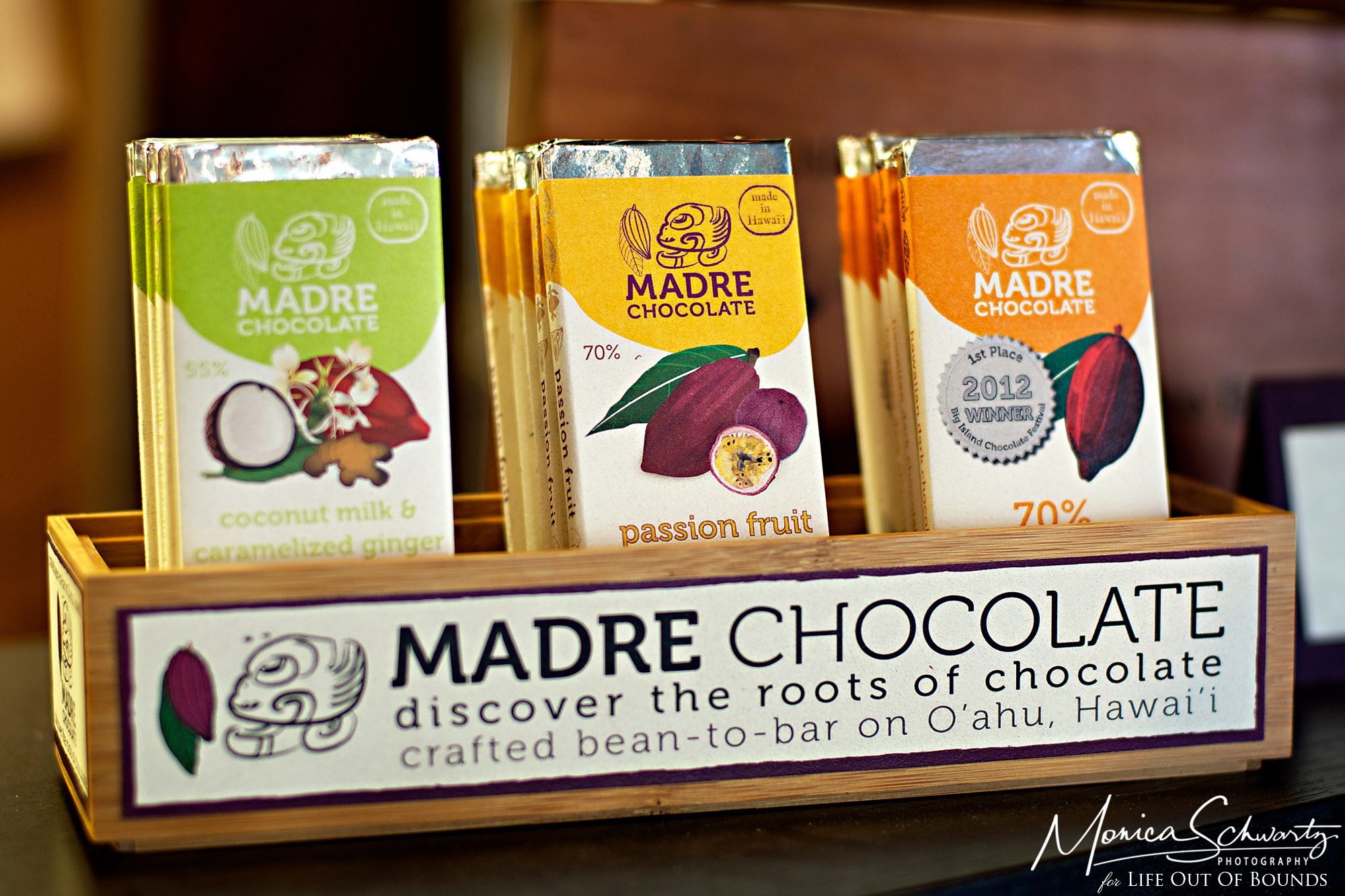 Award-winning-chocolate-bars-by-Madre-Chocolate-Oahu-Hawaii