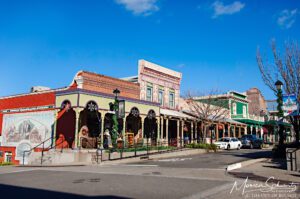Walking-around-historic-downtown-Folsom-California-Gold-Country