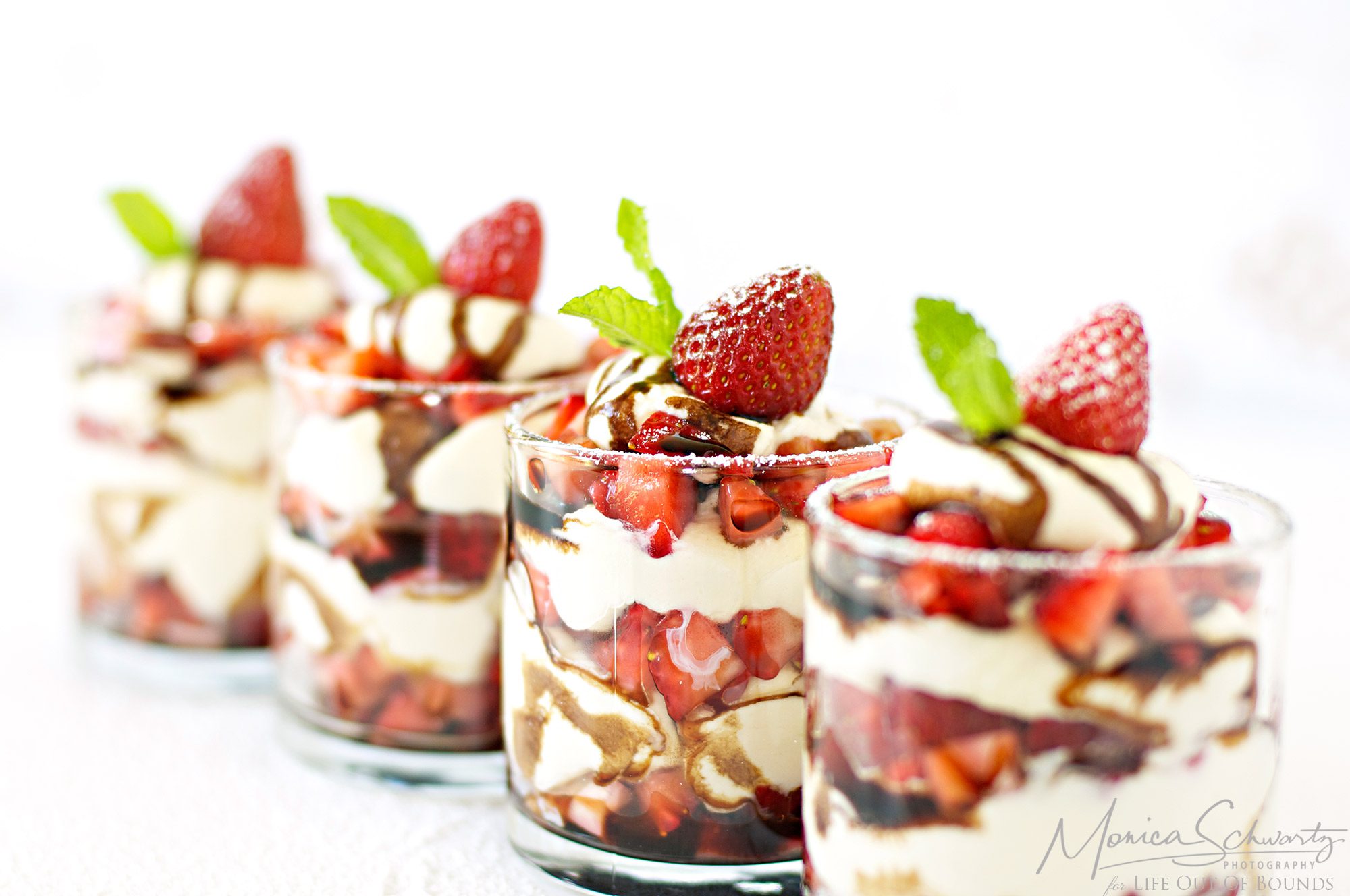 Recipe-for-Strawberries-and-Mascarpone-Cream-with-Balsamic-Reduction