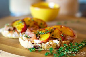 Grilled-Peaches-and-Prosciutto-Bruschetta-with-Ricotta-and-Fresh-Thyme