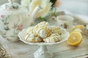 Lemon-Cream-Crinkle-Cookies-for-afternoon-tea