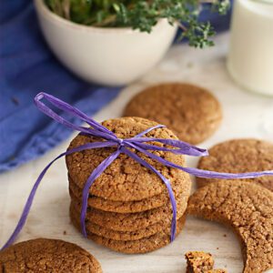Tender-Gingersnap-Cookies-for-Niqui-Bakes