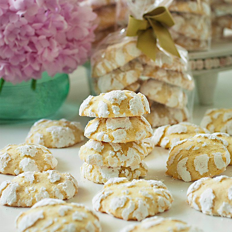 Lemon-Cream-Crinkle-Cookies-for-Niqui-Bakes-Bake-Schedule