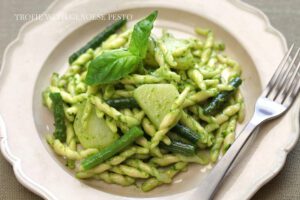 Trofie with Pesto, with potatoes and green beans, Genoese style