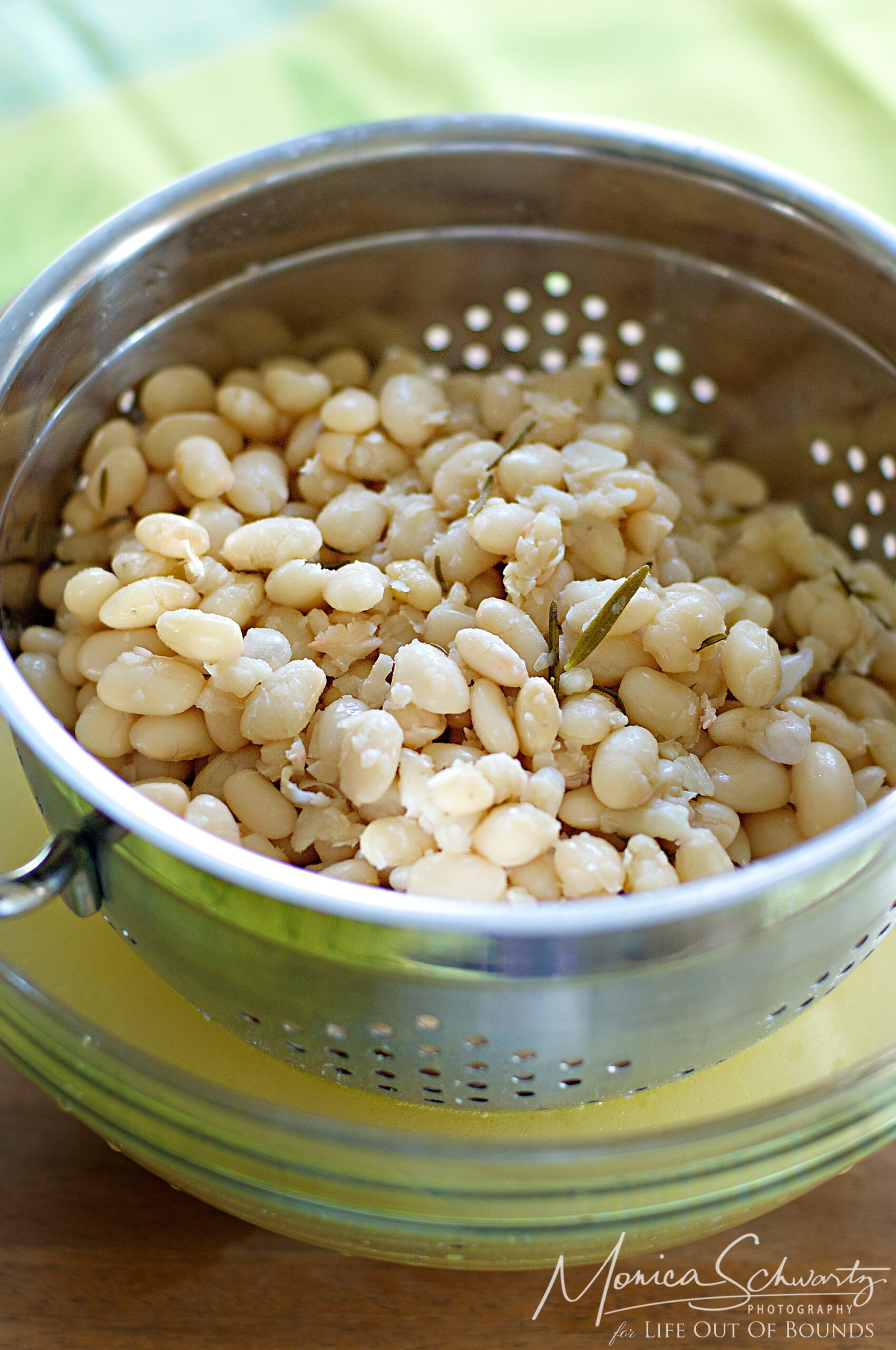 Cooked Cannellini beans to make Cannellini Bean Soup with Mushrooms, Sausage & Thyme